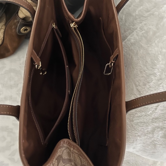 Coach Drawstring Carry All - Picture 2 of 2